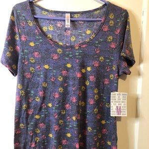 Medium Floral Print LuLaRoe Classic Tee T-Shirt.
